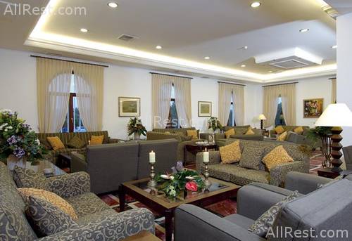 Pilot Beach Hotel 3